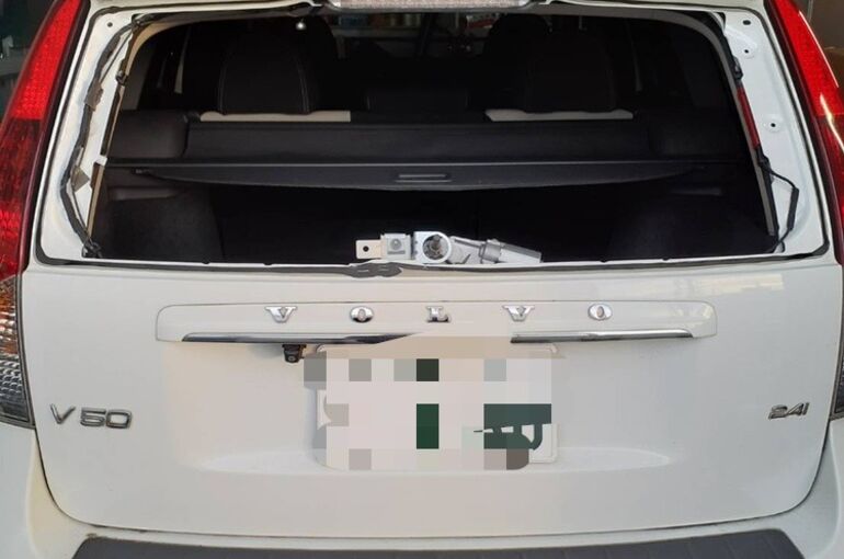 7B76A15E-4A39-45CC-9D25-612F2673C7F8