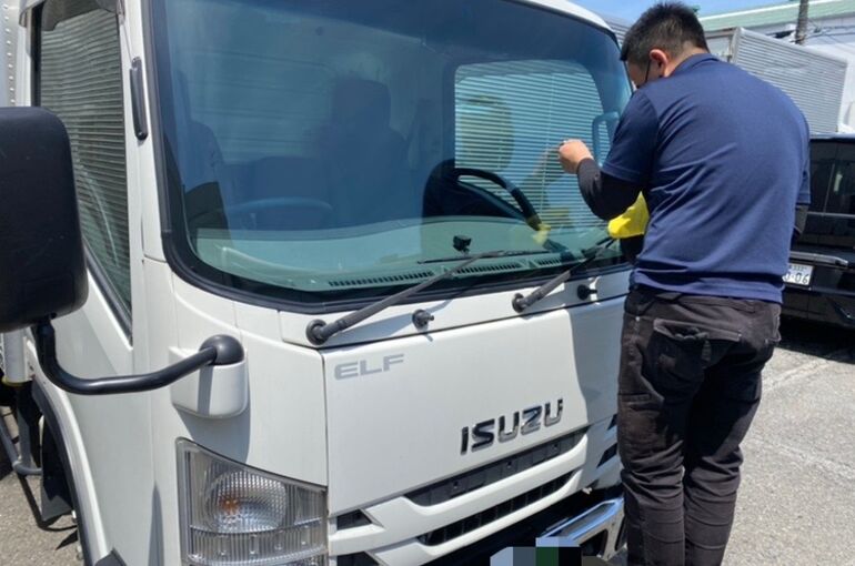 FE4071E0-BE47-44FD-851C-C2CFC8DE19C4