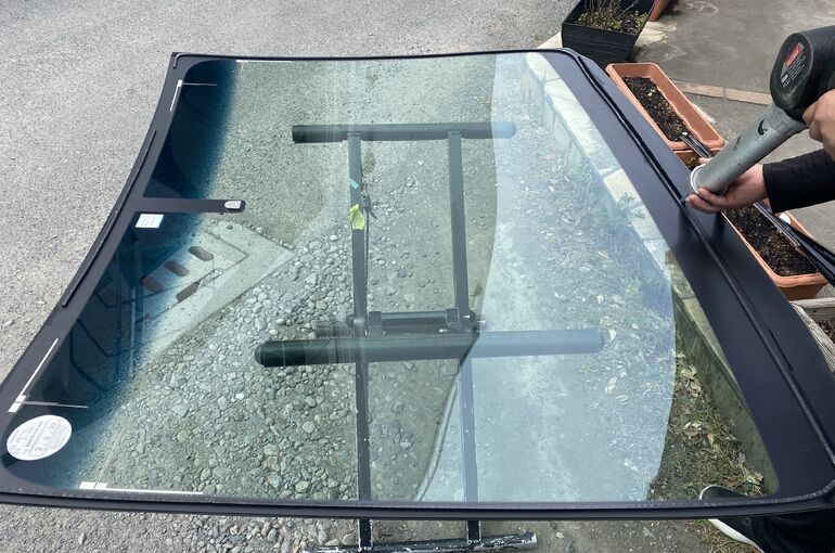 C32E077F-2A64-481E-BBBF-BEF3683B3AAF