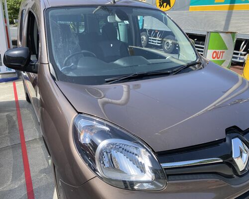 6B2FD4E9-1FA6-48E5-A750-EBCCB420A46D